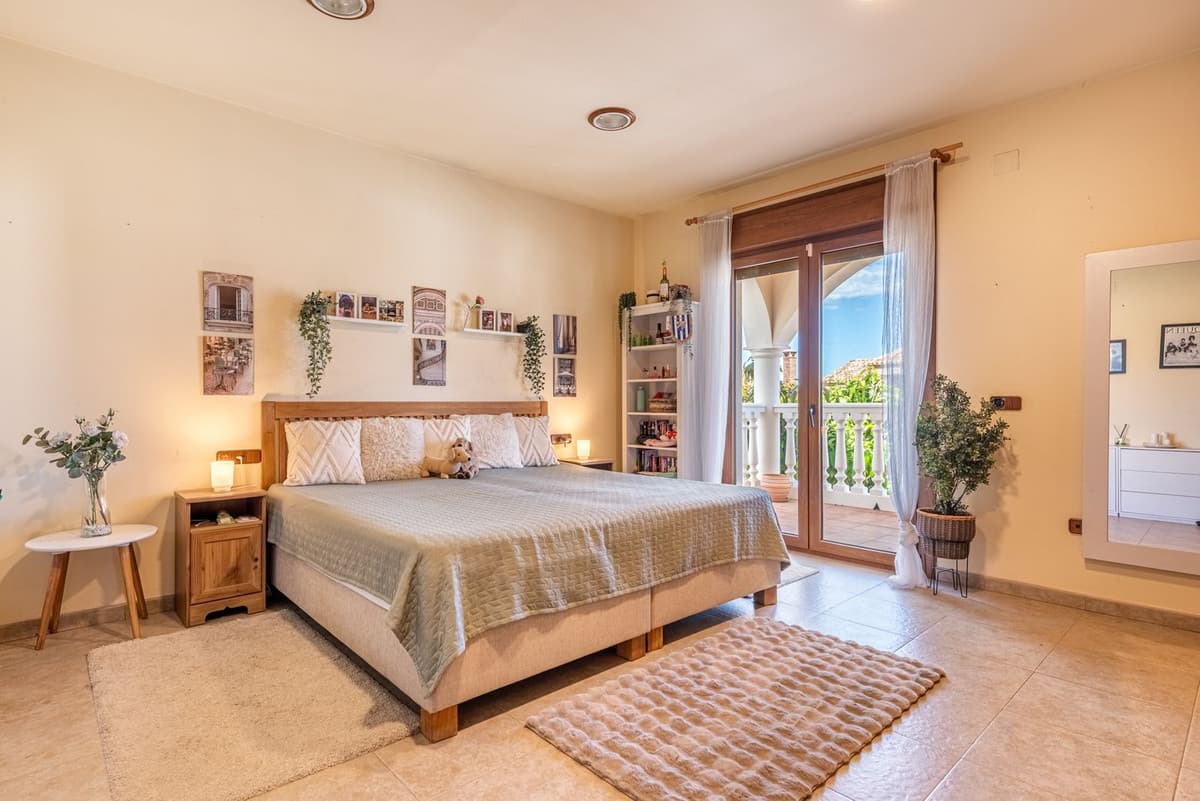 Detached Villa in Sierrezuela — photo 9 of 10
