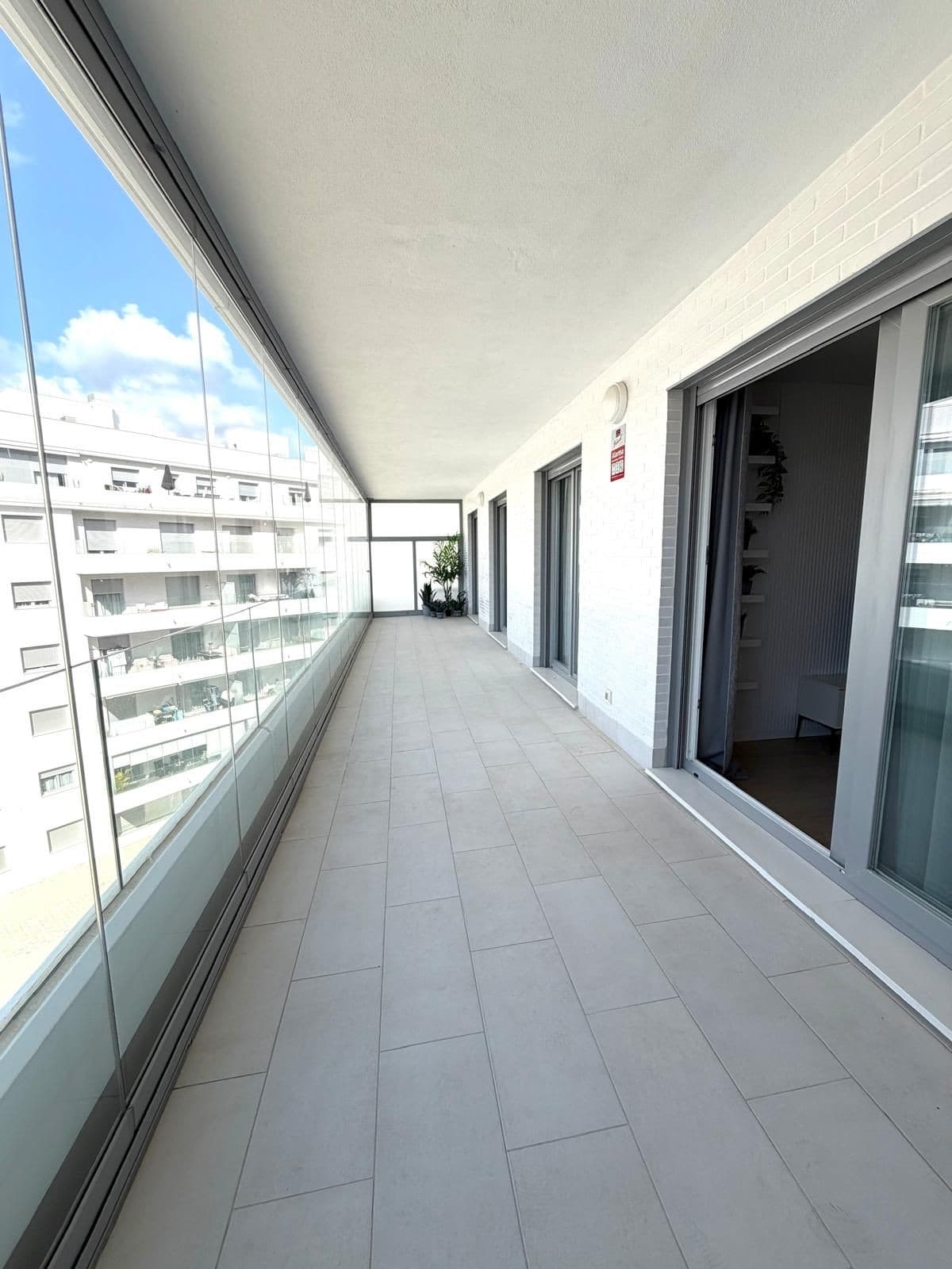 Middle Floor Apartment in Nueva Andalucía — photo 1 of 10