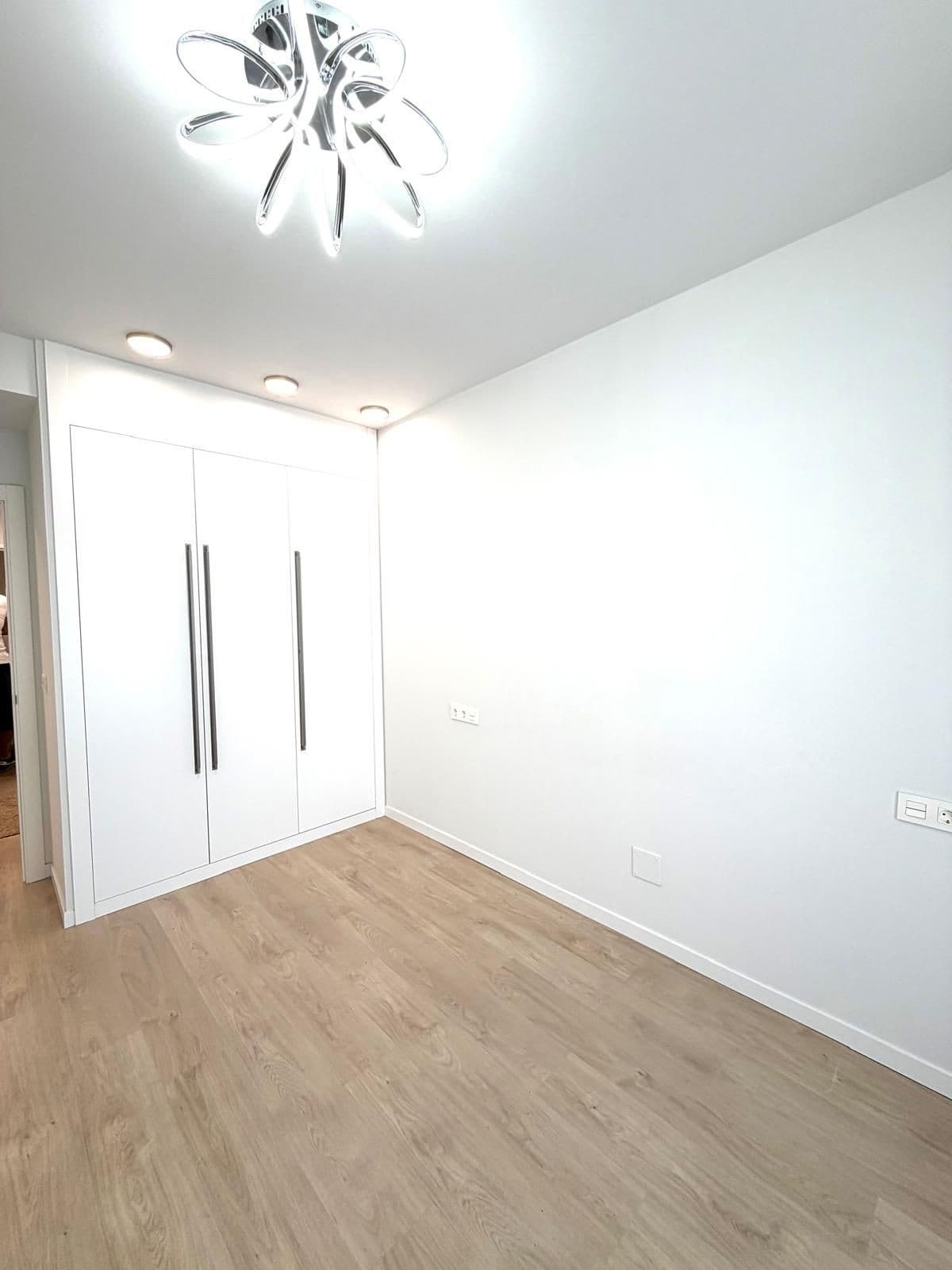 Middle Floor Apartment in Nueva Andalucía — photo 7 of 10