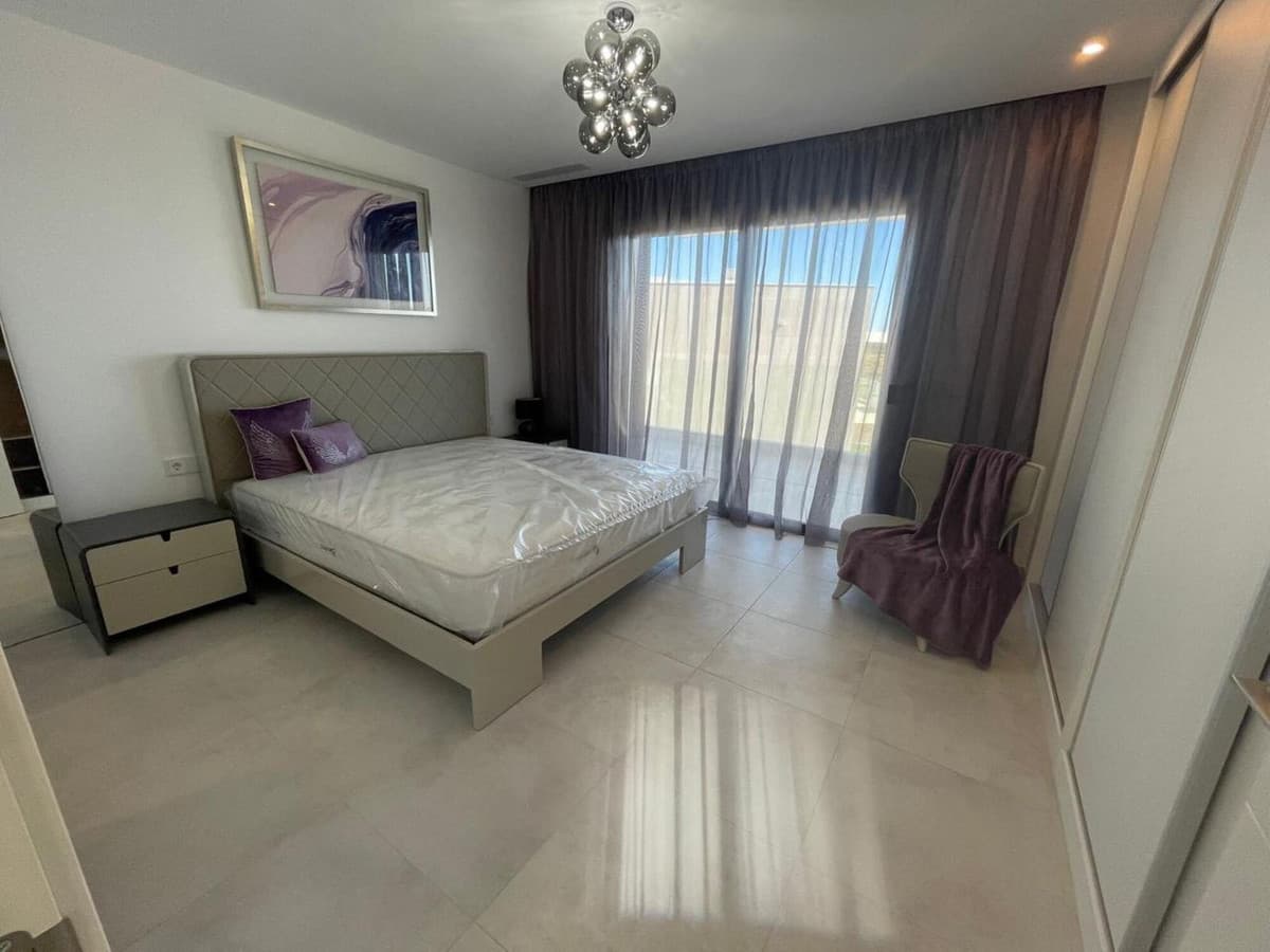 Middle Floor Apartment in Atalaya — photo 3 of 10