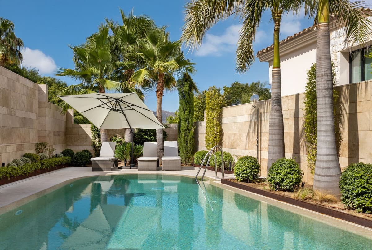 Duplex in La Quinta — photo 3 of 10