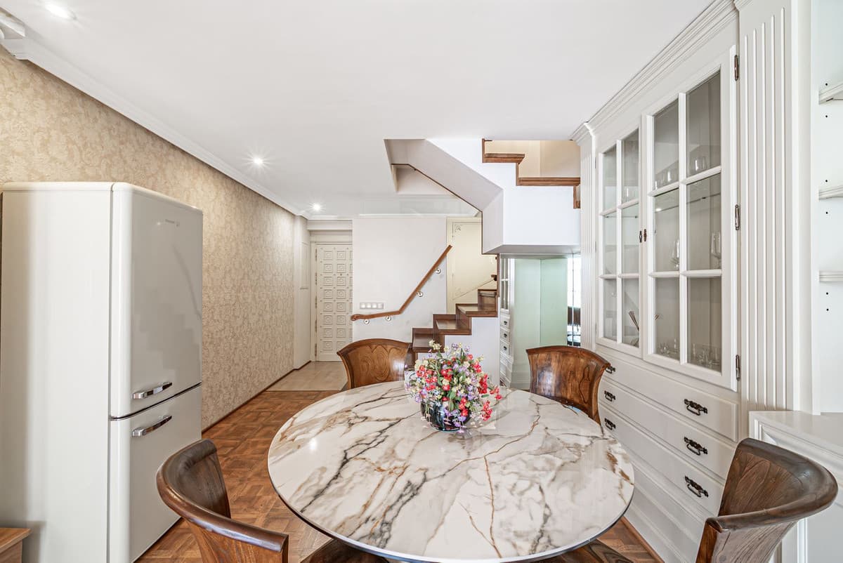 Middle Floor Apartment in Marbella — photo 6 of 10