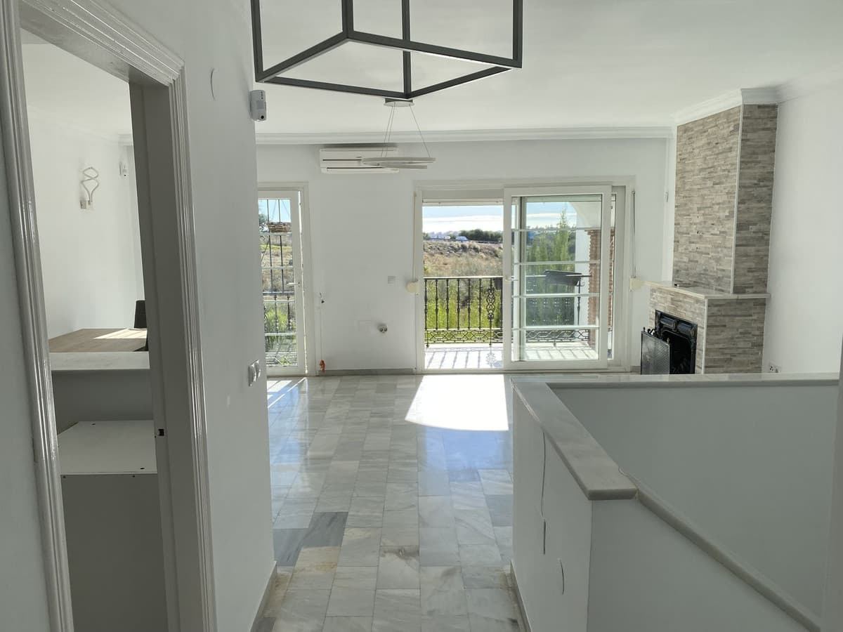 Ground Floor Apartment in Mijas — photo 3 of 10