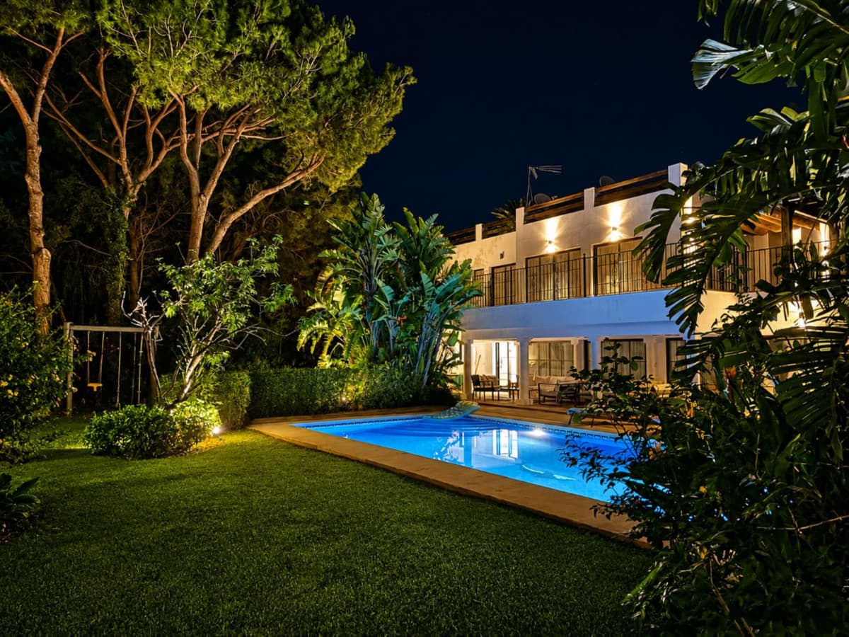 Detached Villa in Hacienda Las Chapas — photo 7 of 10