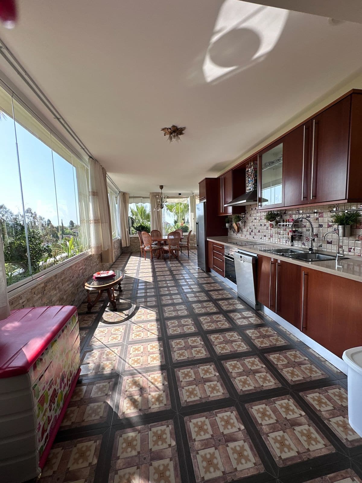 Middle Floor Apartment in The Golden Mile — photo 7 of 10