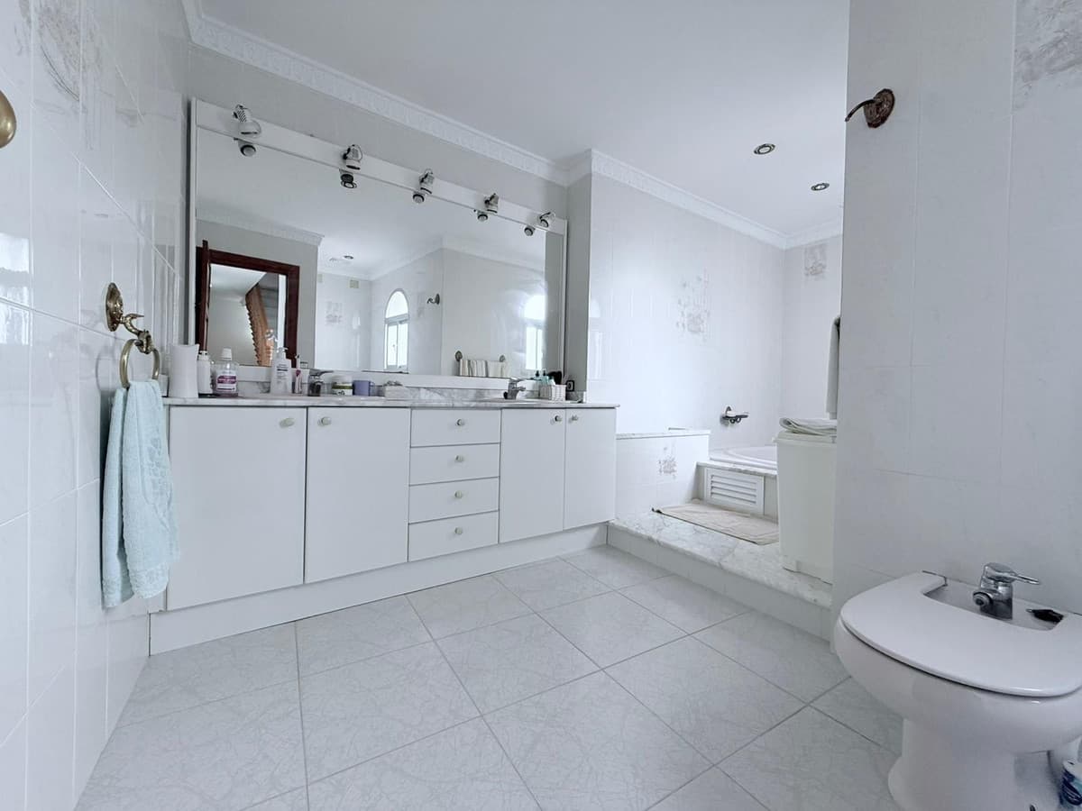 Townhouse in Coín — photo 4 of 10