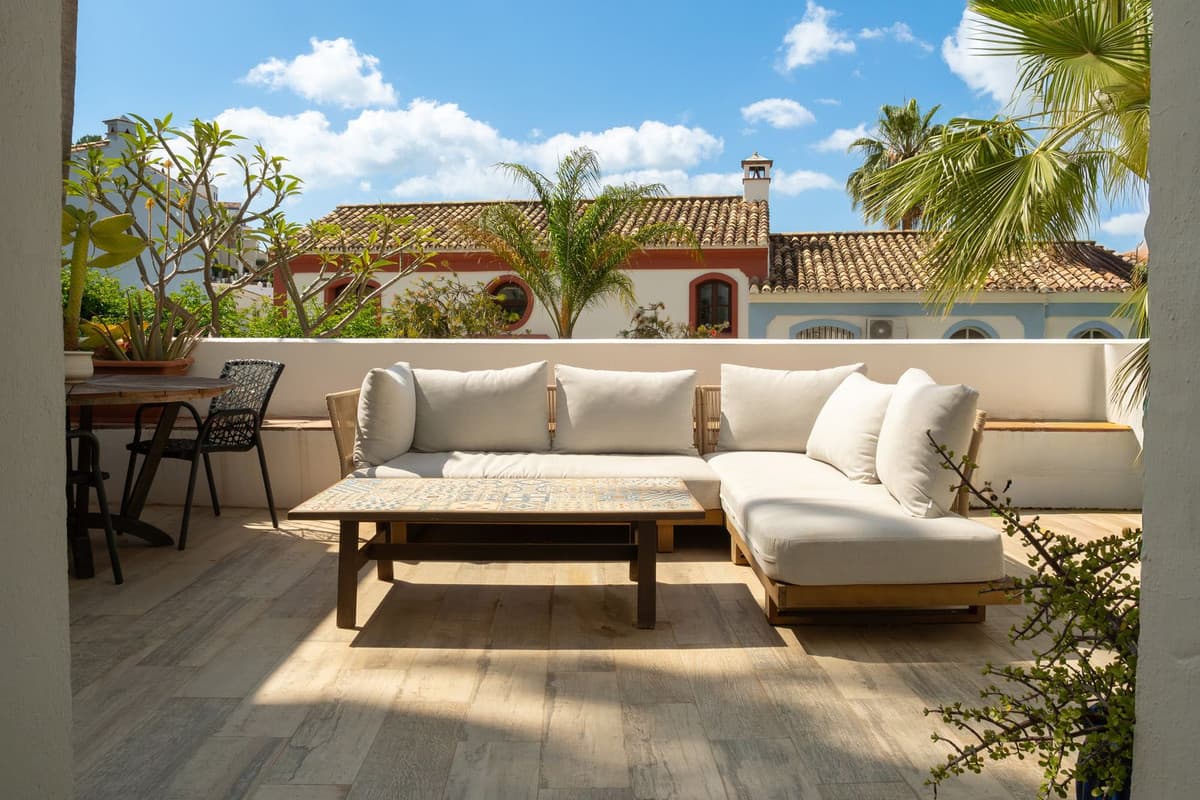 Townhouse in La Heredia — photo 5 of 10