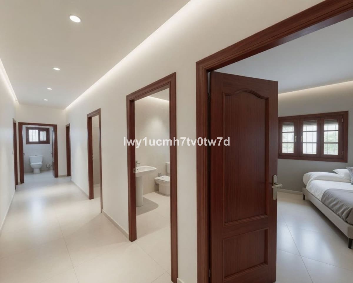 Detached Villa in Churriana — photo 4 of 10