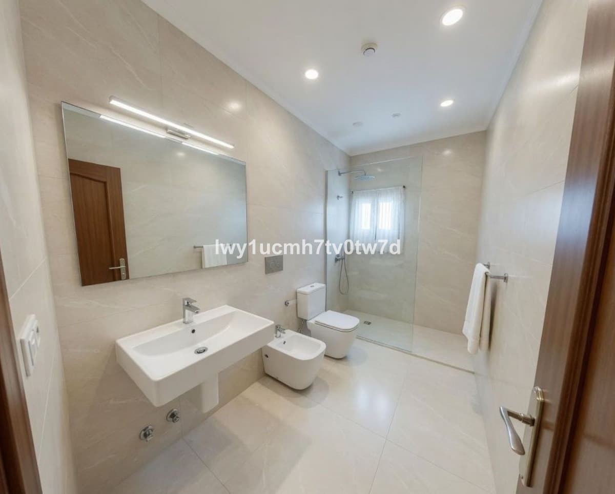 Detached Villa in Churriana — photo 8 of 10
