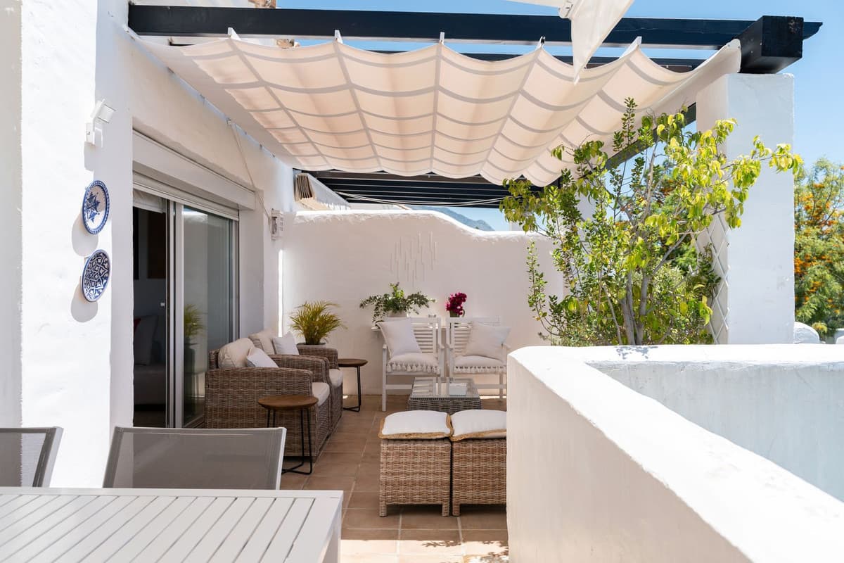 Penthouse in Nueva Andalucía — photo 3 of 10