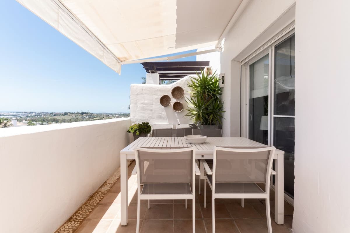 Penthouse in Nueva Andalucía — photo 5 of 10