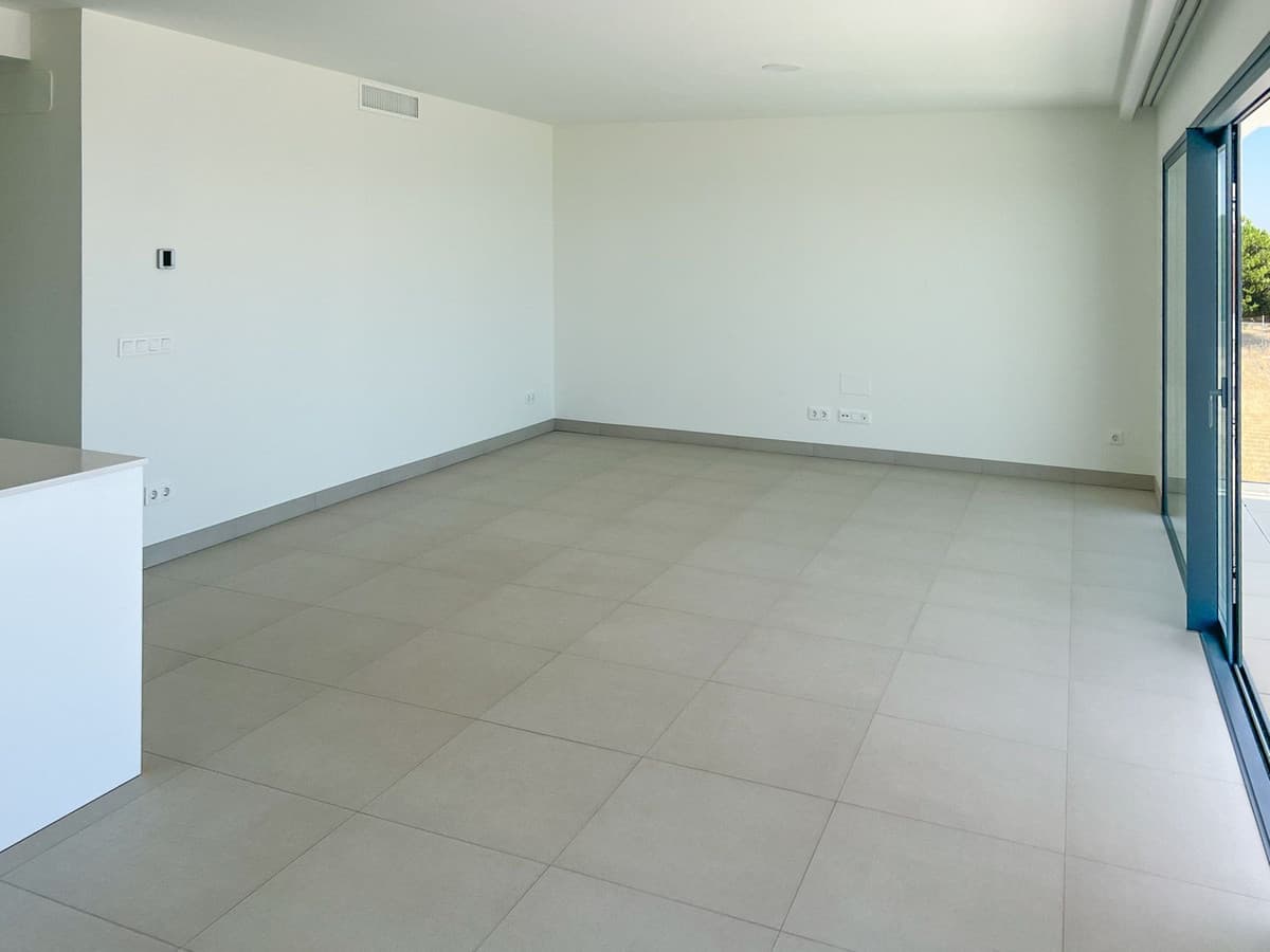 Middle Floor Apartment in Calanova Golf — photo 7 of 10