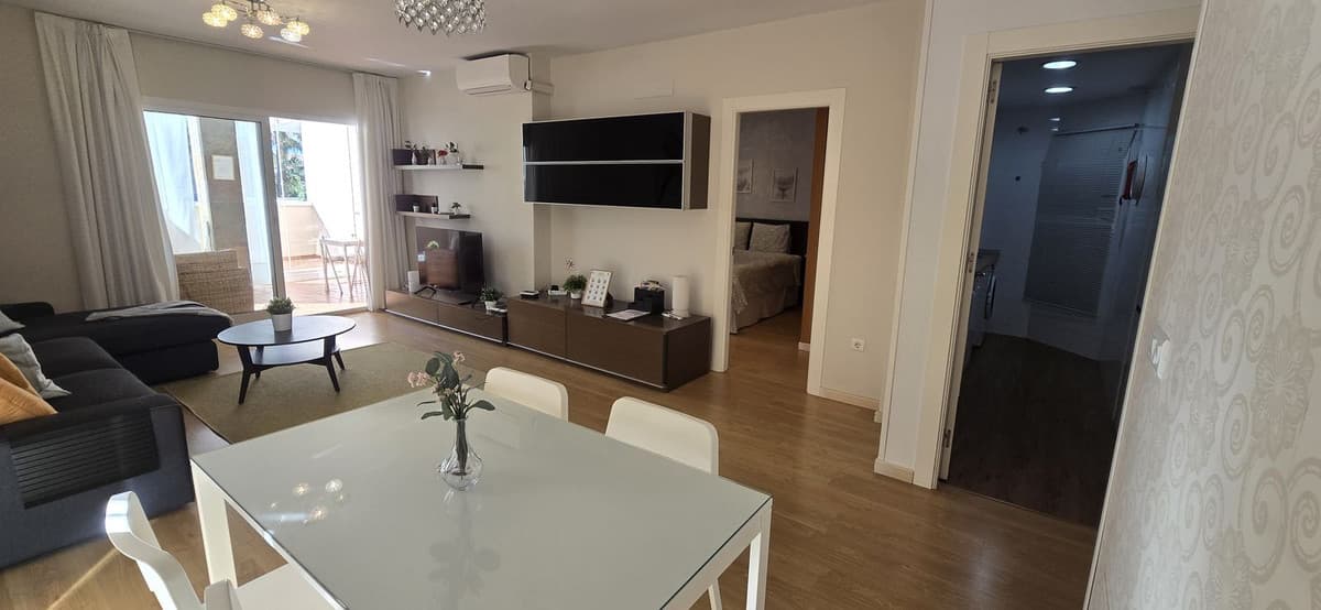 Middle Floor Apartment in Higueron — photo 4 of 10