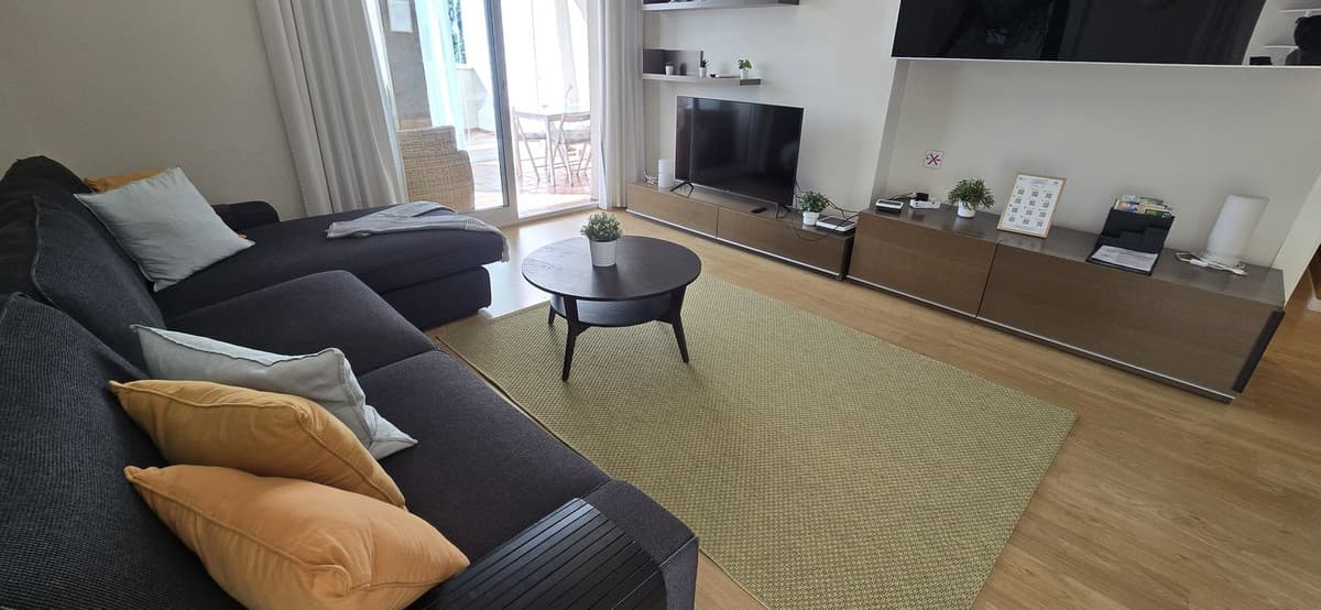 Middle Floor Apartment in Higueron — photo 5 of 10