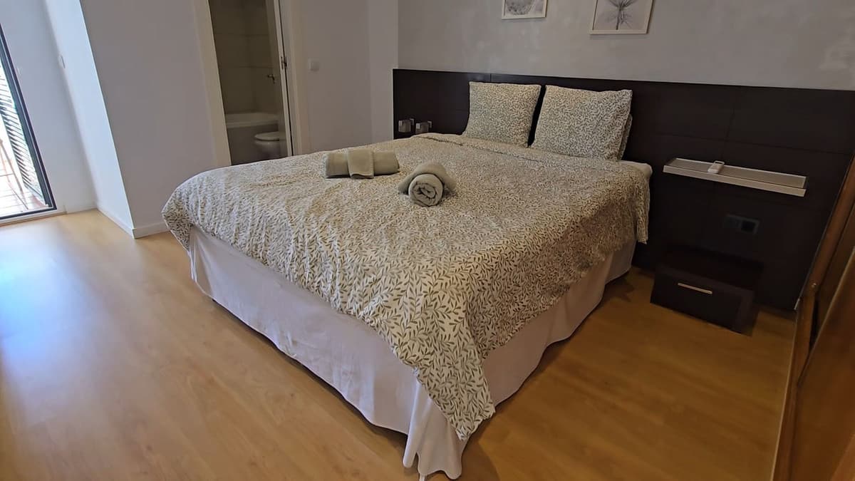 Middle Floor Apartment in Higueron — photo 8 of 10