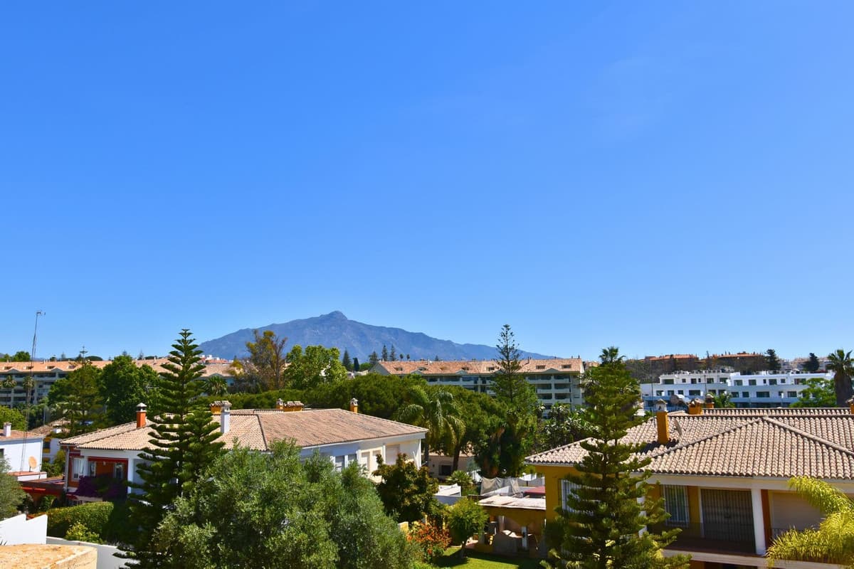 Semi-Detached House in Guadalmina Alta — photo 6 of 10