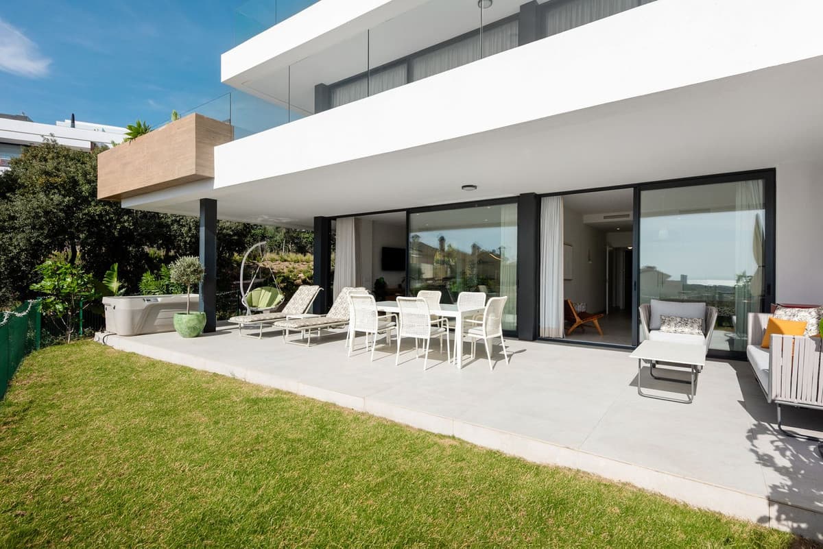 Ground Floor Apartment in Artola — photo 2 of 10