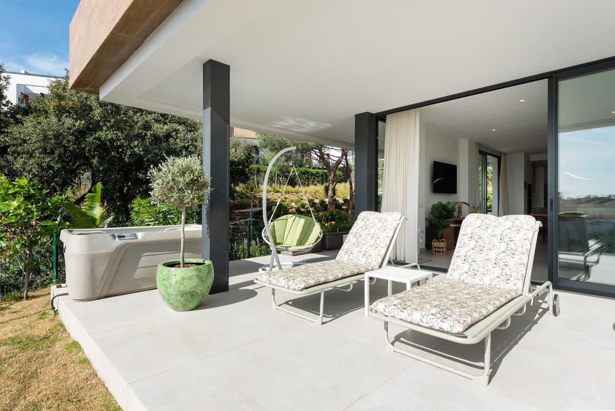 Ground Floor Apartment in Artola — photo 9 of 10