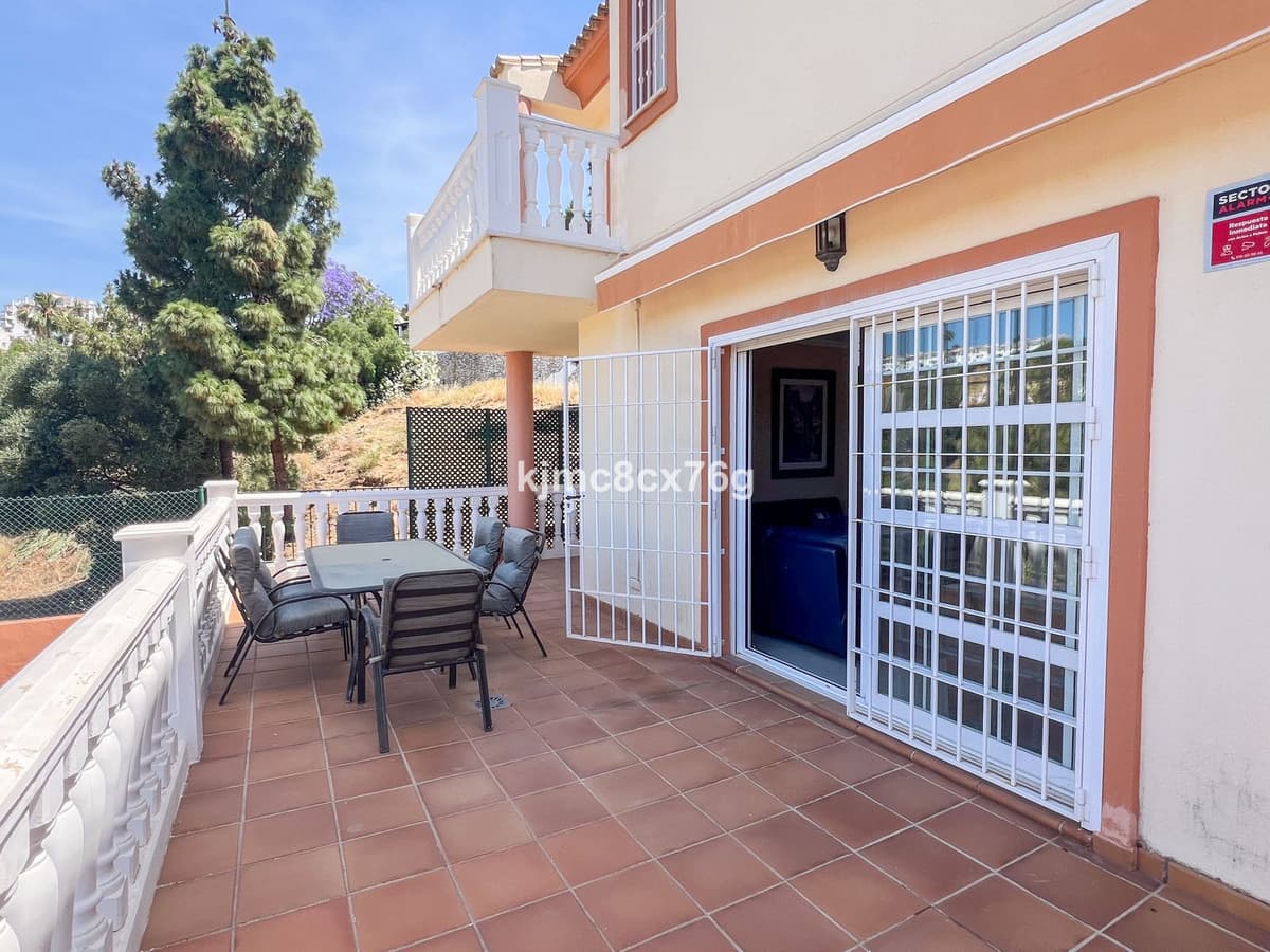 Detached Villa in Calahonda — photo 3 of 10