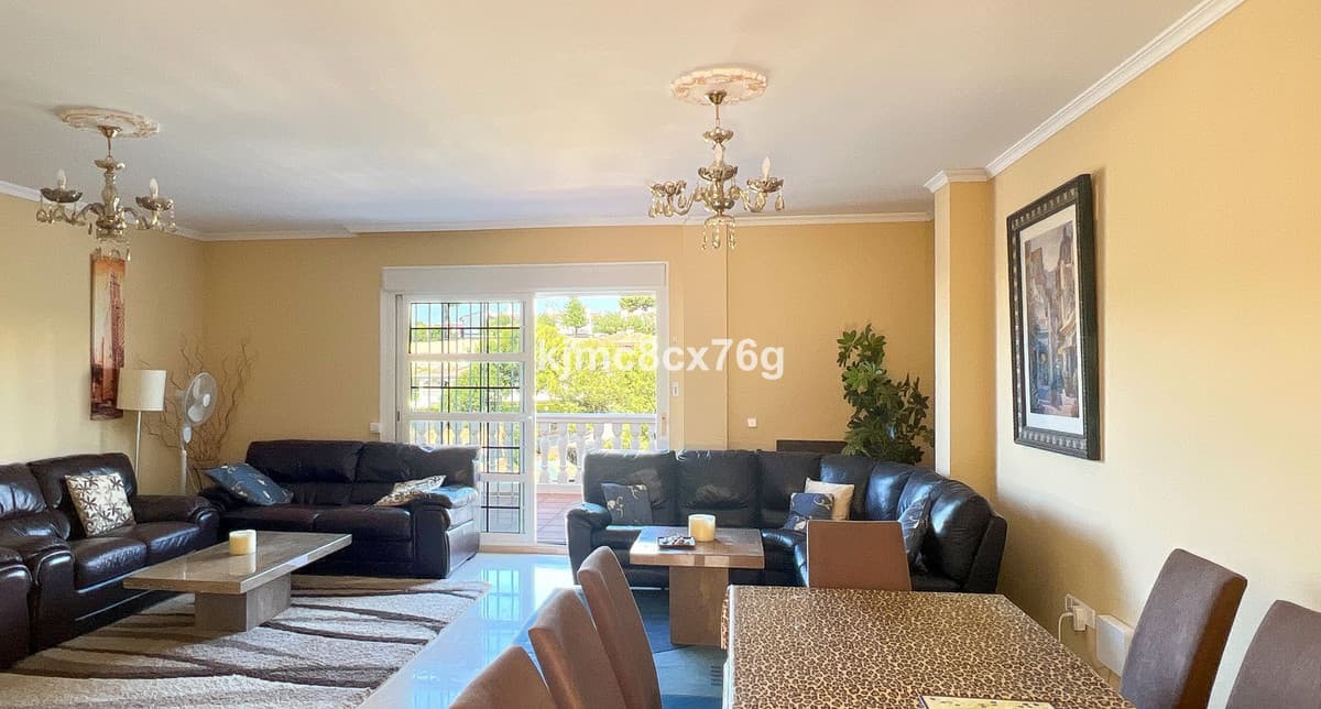 Detached Villa in Calahonda — photo 5 of 10