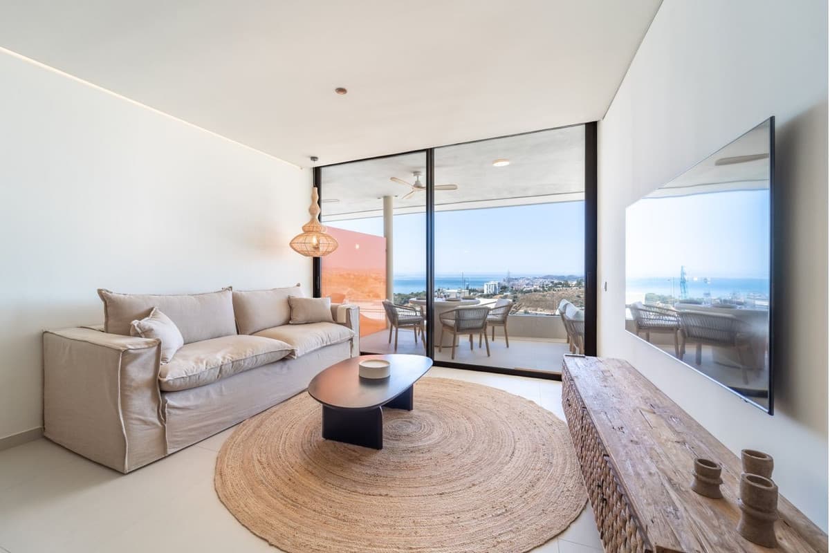 Middle Floor Apartment in Fuengirola — photo 7 of 10