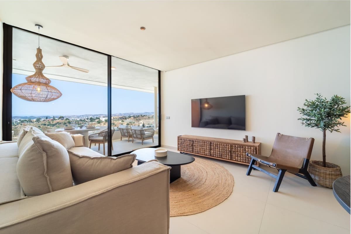 Middle Floor Apartment in Fuengirola — photo 8 of 10