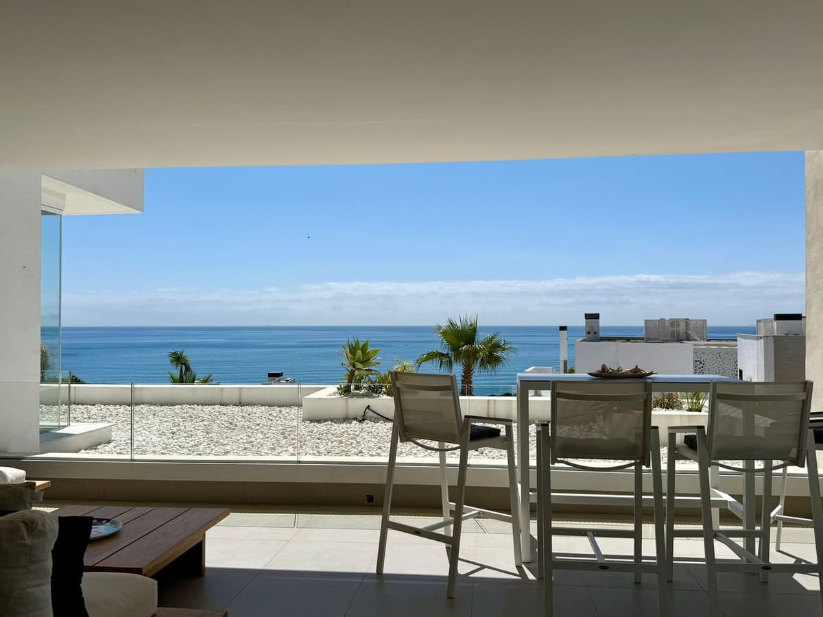 Ground Floor Apartment in La Alcaidesa — photo 4 of 10