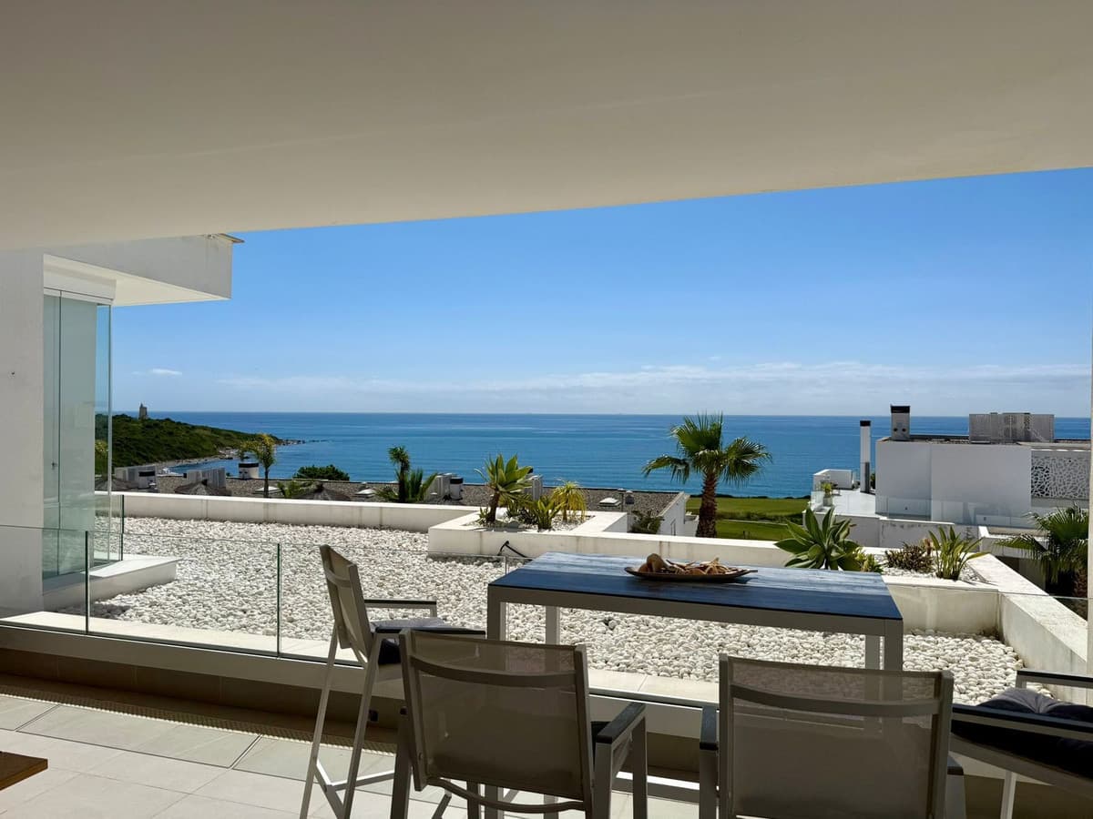 Ground Floor Apartment in La Alcaidesa — photo 10 of 10