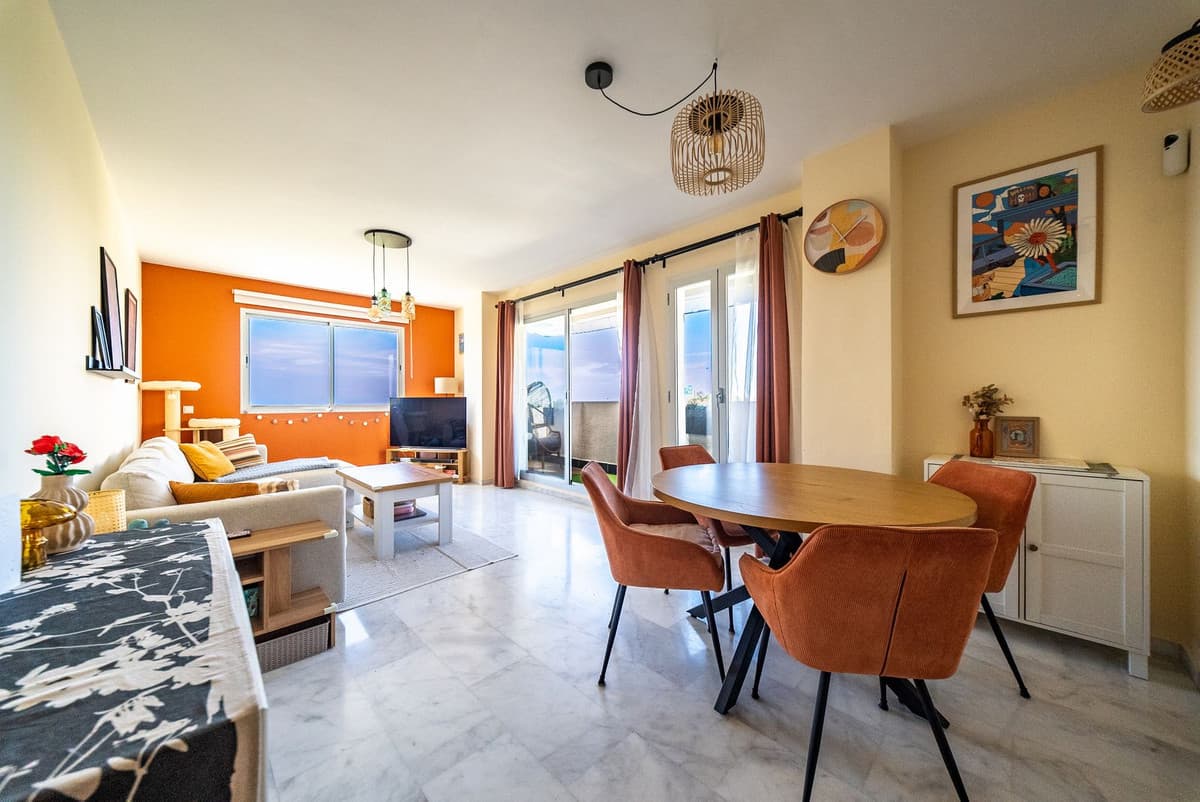 Middle Floor Apartment in Riviera del Sol — photo 2 of 10