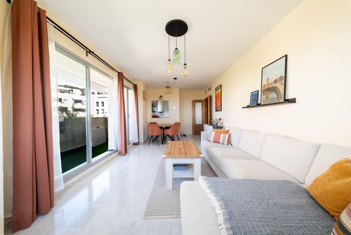 Middle Floor Apartment in Riviera del Sol — photo 3 of 10
