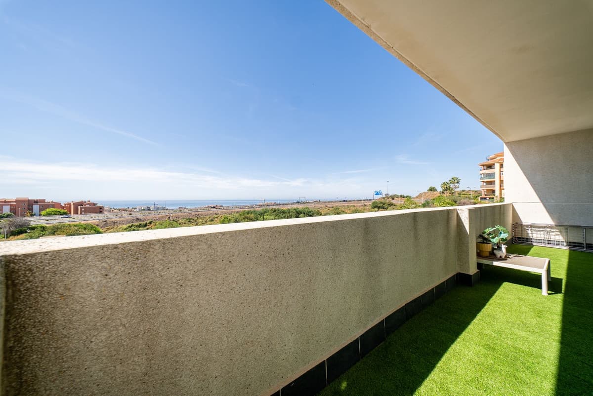 Middle Floor Apartment in Riviera del Sol — photo 5 of 10