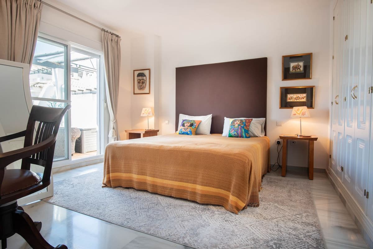 Penthouse Duplex in Puerto Banús — photo 7 of 10