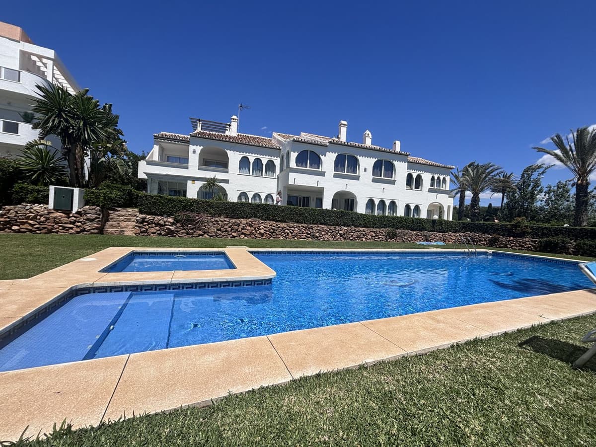 Ground Floor Apartment in Mijas Costa — photo 2 of 10