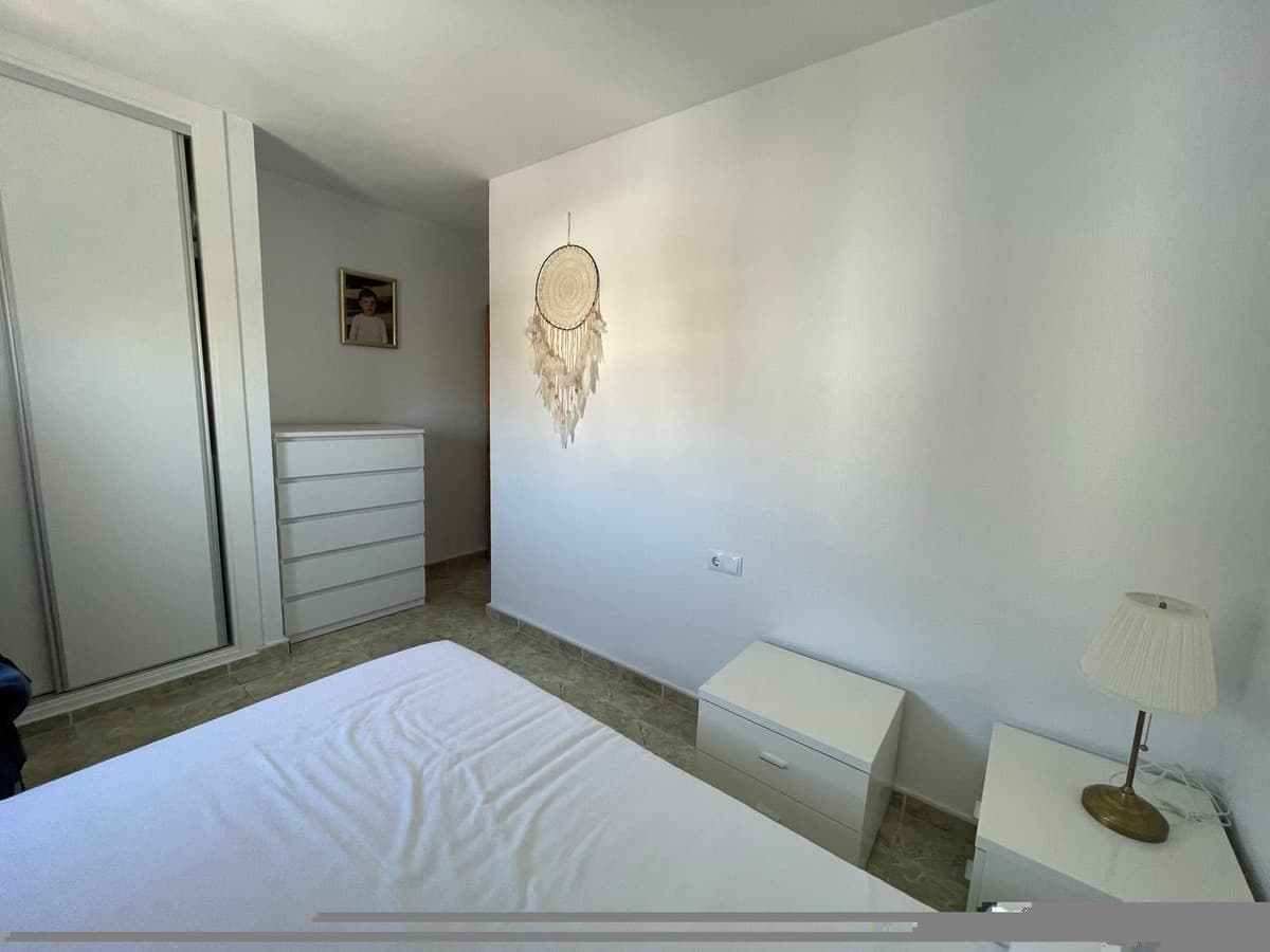 Middle Floor Apartment in San Pedro de Alcántara — photo 5 of 10