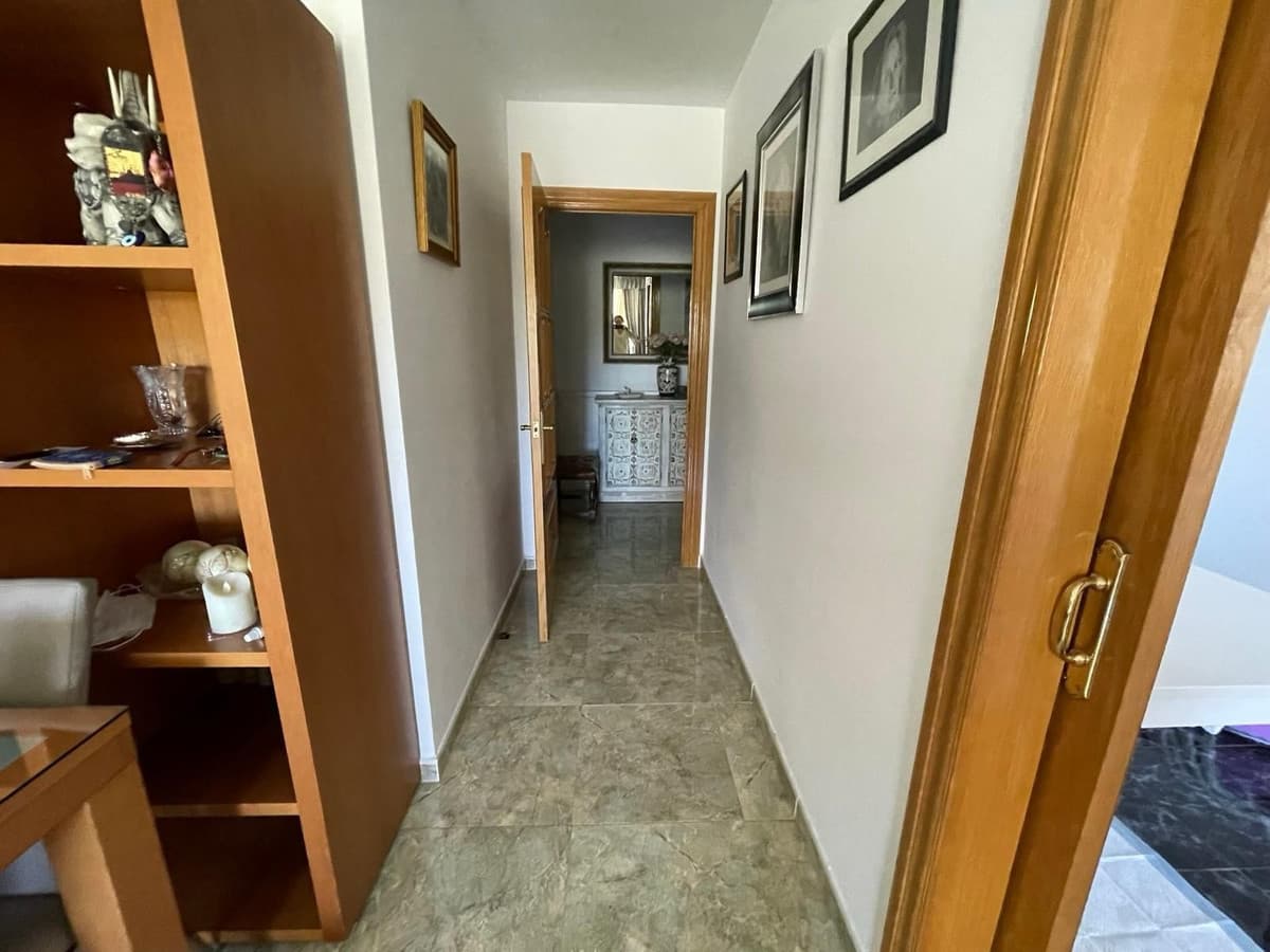 Middle Floor Apartment in San Pedro de Alcántara — photo 8 of 10