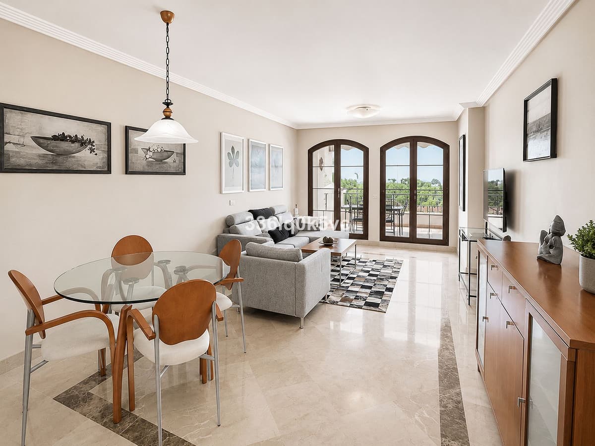 Middle Floor Apartment in Los Arqueros — photo 1 of 10