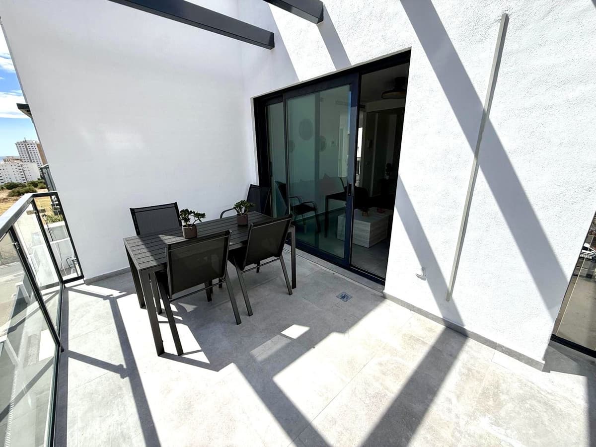 Middle Floor Apartment in Fuengirola — photo 5 of 10