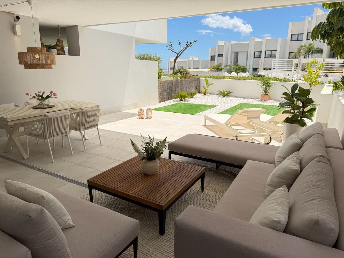 Ground Floor Apartment in Casares — photo 9 of 10