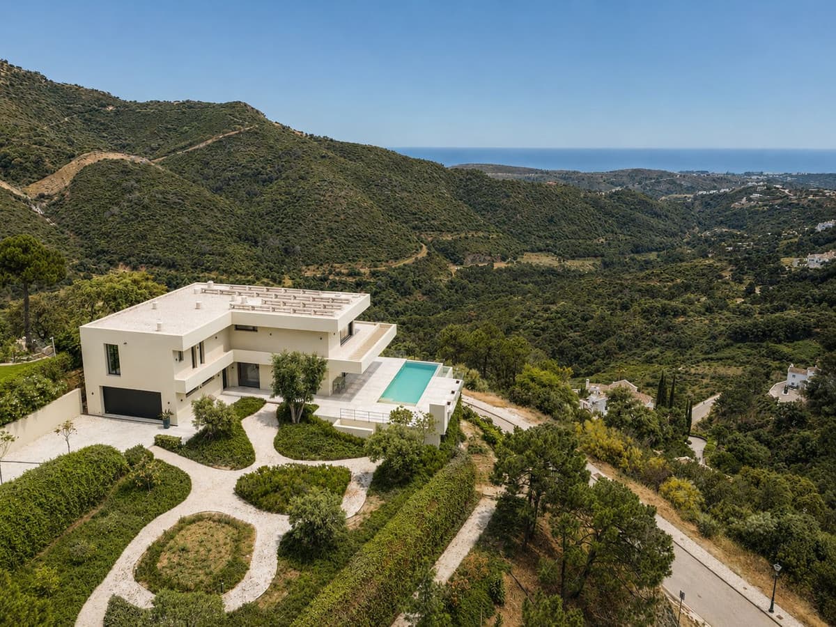 Detached Villa in Benahavís — photo 8 of 10