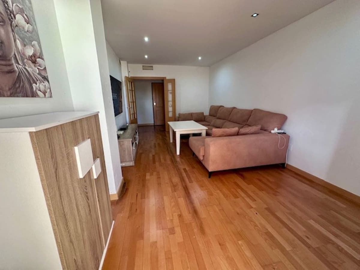 Ground Floor Apartment in Estepona — photo 3 of 10