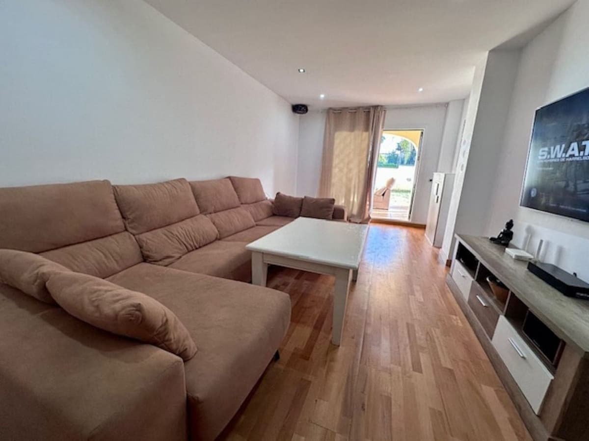 Ground Floor Apartment in Estepona — photo 5 of 10