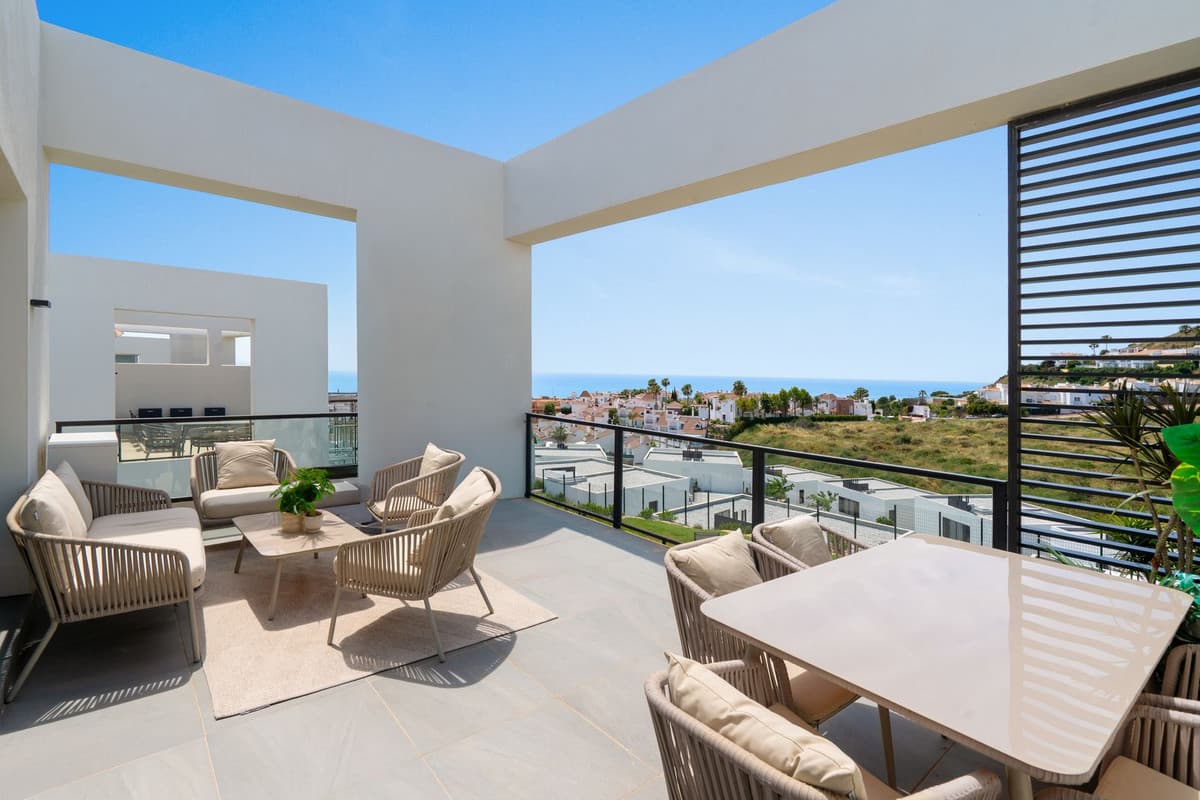 Semi-Detached House in Riviera del Sol — photo 3 of 10