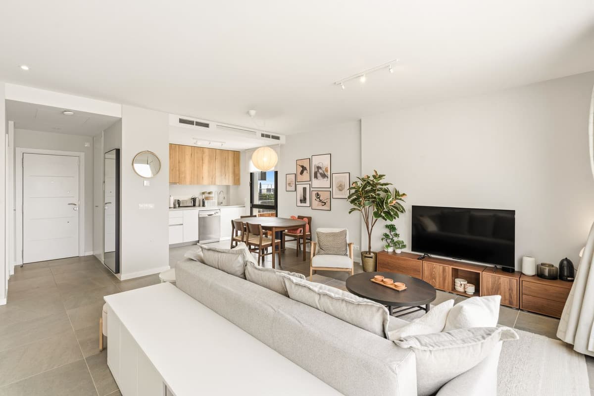 Semi-Detached House in Riviera del Sol — photo 7 of 10