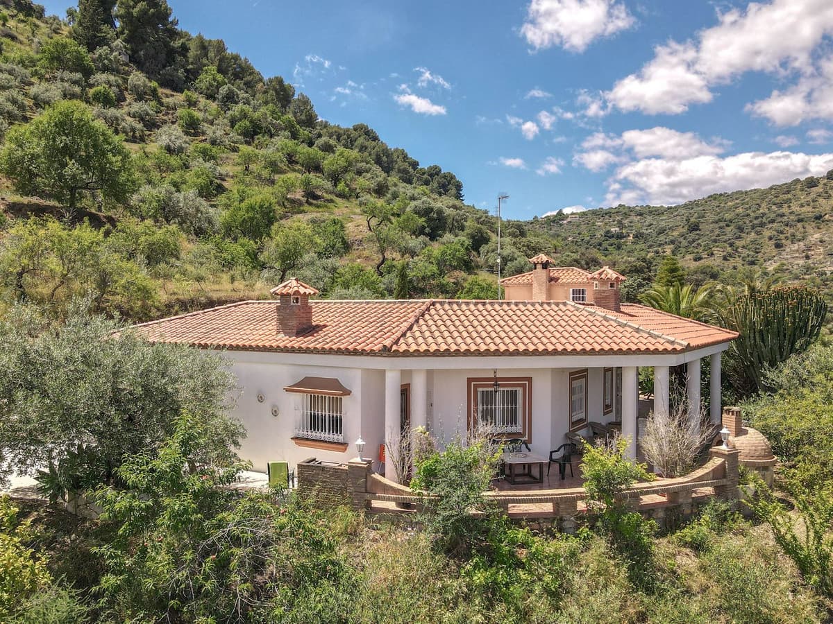Detached Villa in Monda — photo 1 of 10