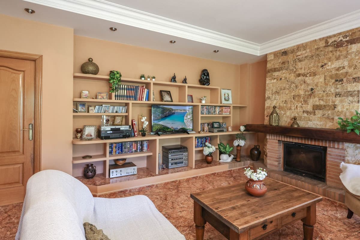 Detached Villa in Monda — photo 7 of 10