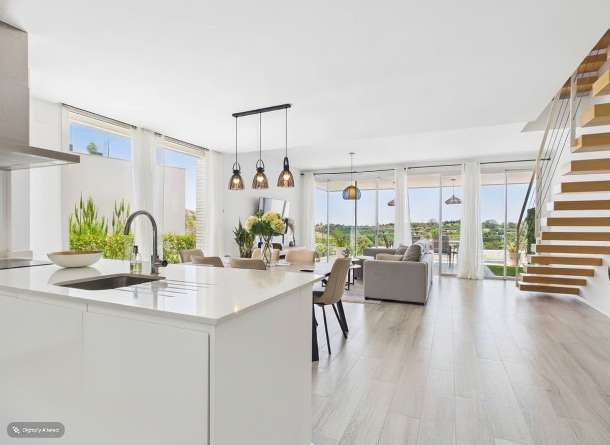Semi-Detached House in Cancelada — photo 1 of 10