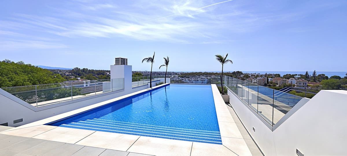 Middle Floor Apartment in Cancelada — photo 6 of 10