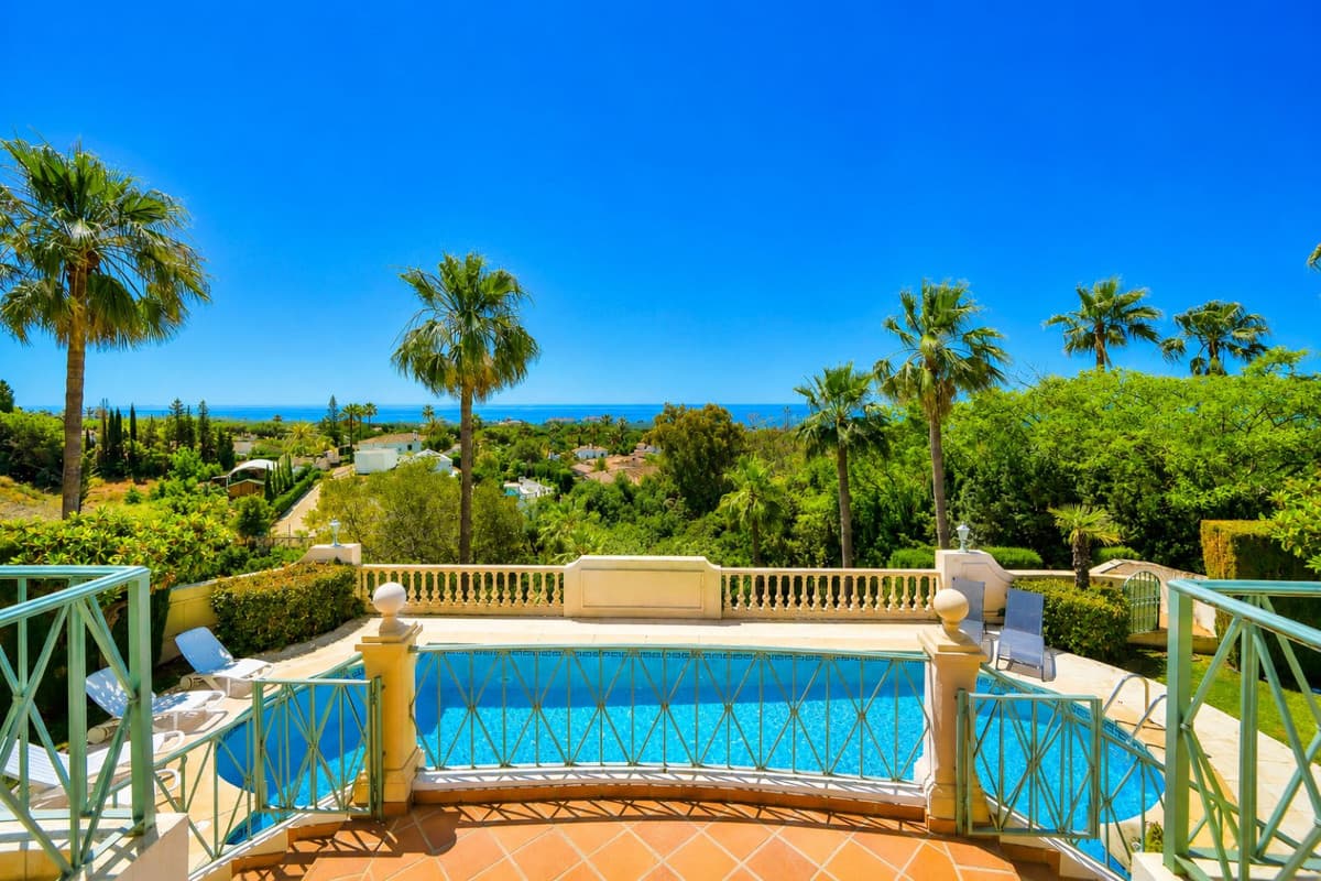 Detached Villa in Hacienda Las Chapas — photo 9 of 10