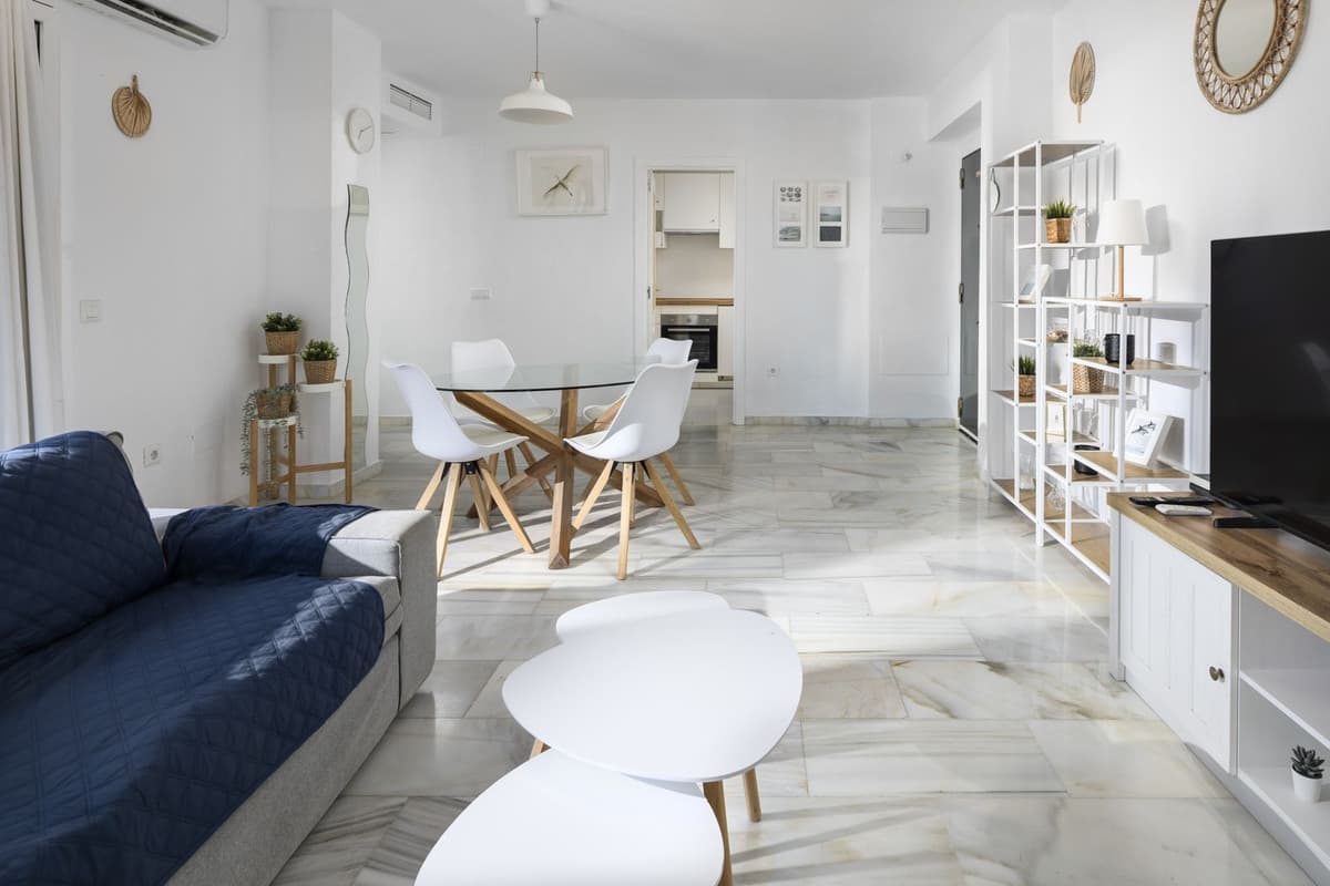 Middle Floor Apartment in Benalmadena — photo 2 of 10