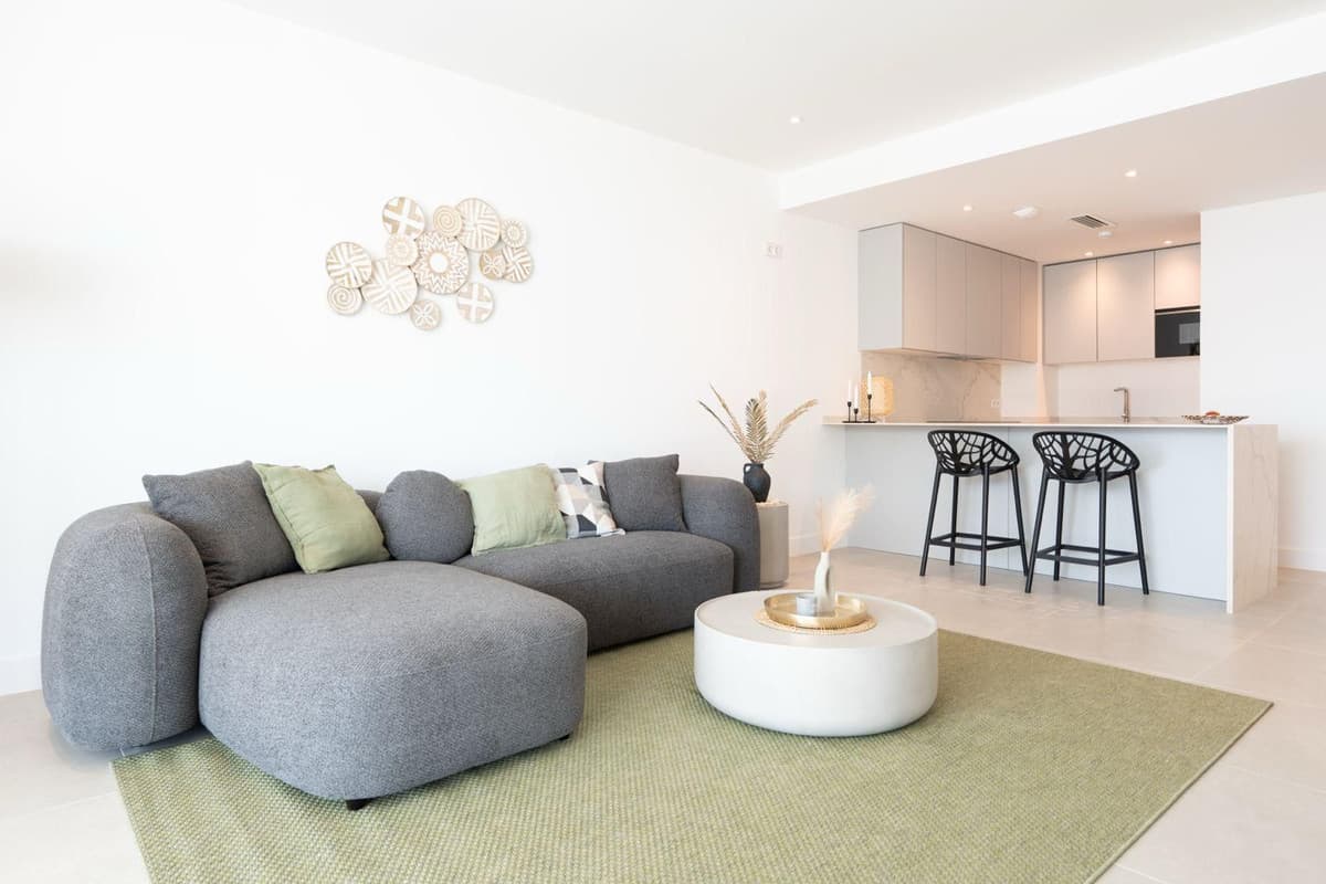 Middle Floor Apartment in Higueron — photo 7 of 10